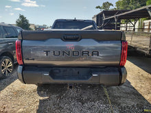 Load image into Gallery viewer, Turbo Toyota Tundra 2023 - MM2918529