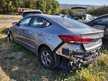 Load image into Gallery viewer, ECU ECM Computer Hyundai Elantra 2017 - MM2858662