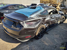 Load image into Gallery viewer, Alternator Ford Mustang 2022 - MM2854777