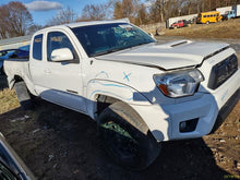 Load image into Gallery viewer, Computer Toyota Tacoma 2012 - MM2924299