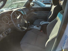 Load image into Gallery viewer, Computer Toyota Tacoma 2012 - MM2924299