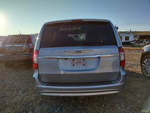 Load image into Gallery viewer, Computer TOWN & COUNTRY 2016 - MM2942943