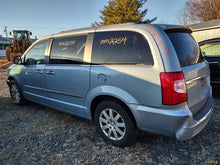 Load image into Gallery viewer, Computer TOWN & COUNTRY 2016 - MM2942943