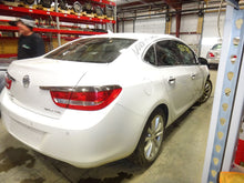 Load image into Gallery viewer, FRONT CV AXLE SHAFT Verano Cruze 12 13 14 15 16 17 AT Right - NW8485