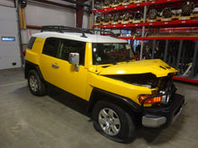 Load image into Gallery viewer, PARKLAMP Toyota FJ Cruiser 2007 07 2008 08 2009 09 2010 10 11 Right - NW83576