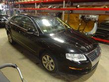 Load image into Gallery viewer, XM CONTROL BOX Audi A4 S4 Passat 2006 06 07 08 09 10 - NW140182