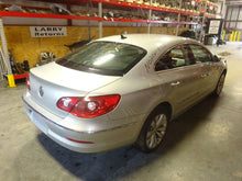 Load image into Gallery viewer, TURN SIGNAL LIGHT LAMP CC 09 10 11 12 Bumper Mounted Right - NW83654