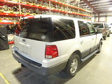 Load image into Gallery viewer, REAR AXLE SHAFT Ford Expedition 2003 03 2004 04 2005 05 Right - NW9055