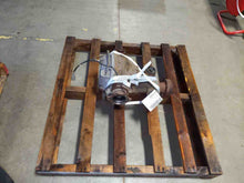 Load image into Gallery viewer, Exterior Door Handle Infiniti FX35 FX45 03 04 05 06 07 08 Right - NW118352