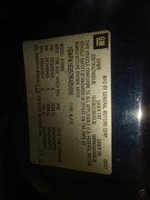 Load image into Gallery viewer, SIDE VIEW DOOR MIRROR Avalanche 1500 Suburban 1500 Suburban 07-08 Right - NW535117