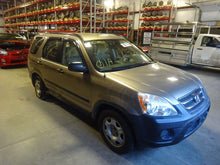 Load image into Gallery viewer, CV AXLE SHAFT Honda CRV 2002 02 2003 03 2004 04 2005 05 2006 06 Right Front - NW11861