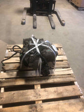 Load image into Gallery viewer, PARKLAMP Volvo V70 2001 01 2002 02 03 04 05 06 07 Right - NW83784