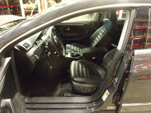 Load image into Gallery viewer, TURN SIGNAL LIGHT LAMP CC 09 10 11 12 Bumper Mounted Right - NW83637