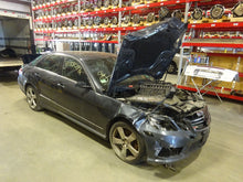 Load image into Gallery viewer, Grille MERCEDES E-CLASS 2010 - NW98531