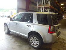 Load image into Gallery viewer, CV AXLE SHAFT Land Rover LR2 2008 08 2009 09 2010 10 2011 11 Front Right - NW13508