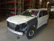 Load image into Gallery viewer, FRONT CV AXLE SHAFT Gl320 Gl350 Gl450 Gl550 ML320 08-12 Right - NW12901