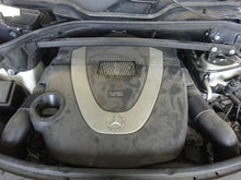 Load image into Gallery viewer, FRONT CV AXLE SHAFT Gl320 Gl350 Gl450 Gl550 ML320 08-12 Right - NW12901