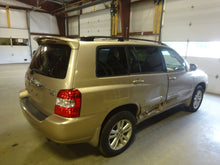 Load image into Gallery viewer, WHEEL RIM Highlander 06-07 17x6-1/2 ALLOY 17x6-1/2, 5 lug, 4-1/2" - NW201452