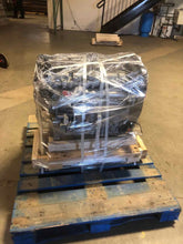 Load image into Gallery viewer, TRANSMISSION COMPUTER Volvo S60 V70 XC90 05 06 07 - NW39121
