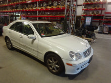 Load image into Gallery viewer, FOG LAMP LIGHT C230 C240 C280 C320 C350 C55 05-07 Bumper Mounted Right - NW83027