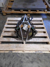 Load image into Gallery viewer, Carrier Assembly Dodge 300C 2005 - NW45684