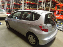 Load image into Gallery viewer, CV AXLE SHAFT Honda Fit 2009 09 2010 10 Auto Right - NW11906