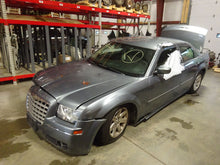 Load image into Gallery viewer, REAR AXLE SHAFT 300 300C Charger Magnum 05 06 07 08 Left - NW8780