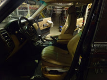 Load image into Gallery viewer, CARRIER ASSEMBLY Range Rover 2003 03 2004 04 2005 05 Rear - NW47388