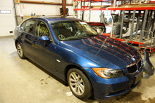 Load image into Gallery viewer, GRILLE BMW 325ci 325i 328i 330ci 330i 330xi 335i 06 07 08 Left - NW98094