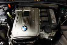 Load image into Gallery viewer, GRILLE BMW 325ci 325i 328i 330ci 330i 330xi 335i 06 07 08 Left - NW98094