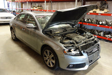 Load image into Gallery viewer, AMPLIFIER Audi A4 S4 2009 09 2012 12 - NW135982