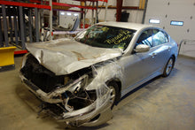 Load image into Gallery viewer, Headlight Lamp Assembly Hyundai Genesis 2012 - NW293283