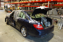 Load image into Gallery viewer, SIDE MARKER LAMP LIGHT C250 C300 C350 C63 12 13 14 Right - NW82978