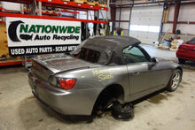 Load image into Gallery viewer, Headlight Lamp Assembly Honda S2000 2003 - NW102974