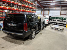 Load image into Gallery viewer, Steering Wheel Cadillac Escalade 2008 - NW174586