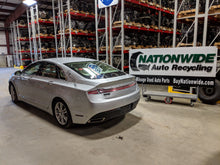 Load image into Gallery viewer, RADIO Lincoln MKZ 2013 13 2014 14 AM FM CD MP3 - NW135274