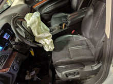 Load image into Gallery viewer, Axle Shaft Lincoln MKT 2013 - NW9372