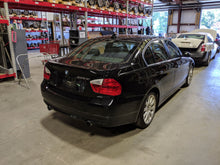 Load image into Gallery viewer, Fuel pump computer BMW 330i 328i 528i 525i 530i 2004 04 05 06 07 08 - 11 - NW29329