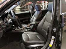 Load image into Gallery viewer, Fuel pump computer BMW 330i 328i 528i 525i 530i 2004 04 05 06 07 08 - 11 - NW29329