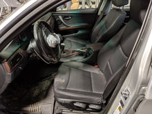 Load image into Gallery viewer, Fog Light BMW 330i 325i 2004 04 2005 05 2006 06 Coupe Convertible Right - NW216388