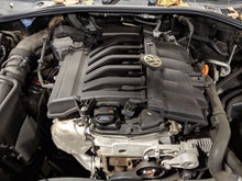 Load image into Gallery viewer, FRONT FENDER Touareg 2007 07 2008 08 2009 09 2010 10 Right - NW216307
