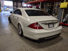 Load image into Gallery viewer, THROTTLE BODY Mercedes E63 SL63 CL63 R63 C63 2007 07 2008 08 2009 09 2010 10 - NW178415
