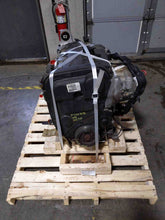 Load image into Gallery viewer, PARKLAMP Volvo V70 2001 01 2002 02 03 04 05 06 07 Right - NW83780