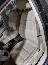 Load image into Gallery viewer, RADIATOR FAN ASSEMBLY Audi A6 2009 09 2010 10 2011 11 - NW210725