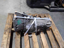Load image into Gallery viewer, RADIATOR GL350 ML550 R320 R350 2009 09 2010 10 2011 11 12 13 - NW211028