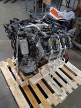 Load image into Gallery viewer, RADIATOR GL350 ML550 R320 R350 2009 09 2010 10 2011 11 12 13 - NW211028