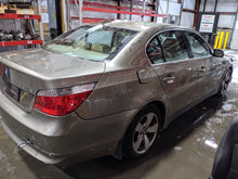 Load image into Gallery viewer, CARRIER ASSEMBLY BMW 528XI 530XI 2006 06 2007 07 2008 08 09 10 Rear Auto - NW212342