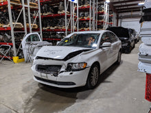 Load image into Gallery viewer, FOG LAMP LIGHT 40 Series S40 V50 08 09 10 11 Bumper Mounted Right - NW216397