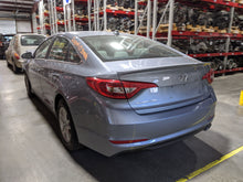 Load image into Gallery viewer, FRONT CV AXLE SHAFT Sonata Sonata Hybrid 15 16 17 18 19 Right - NW525239