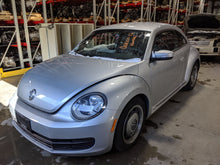 Load image into Gallery viewer, ECU ECM COMPUTER Volkswagen Beetle 2012 12 2013 13 2014 14 - NW216067